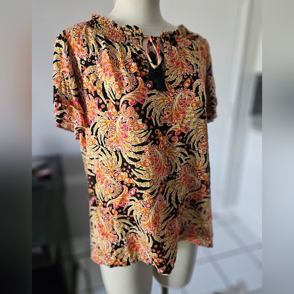 Rose + Olive Boho Top Small - Picture 2 of 5